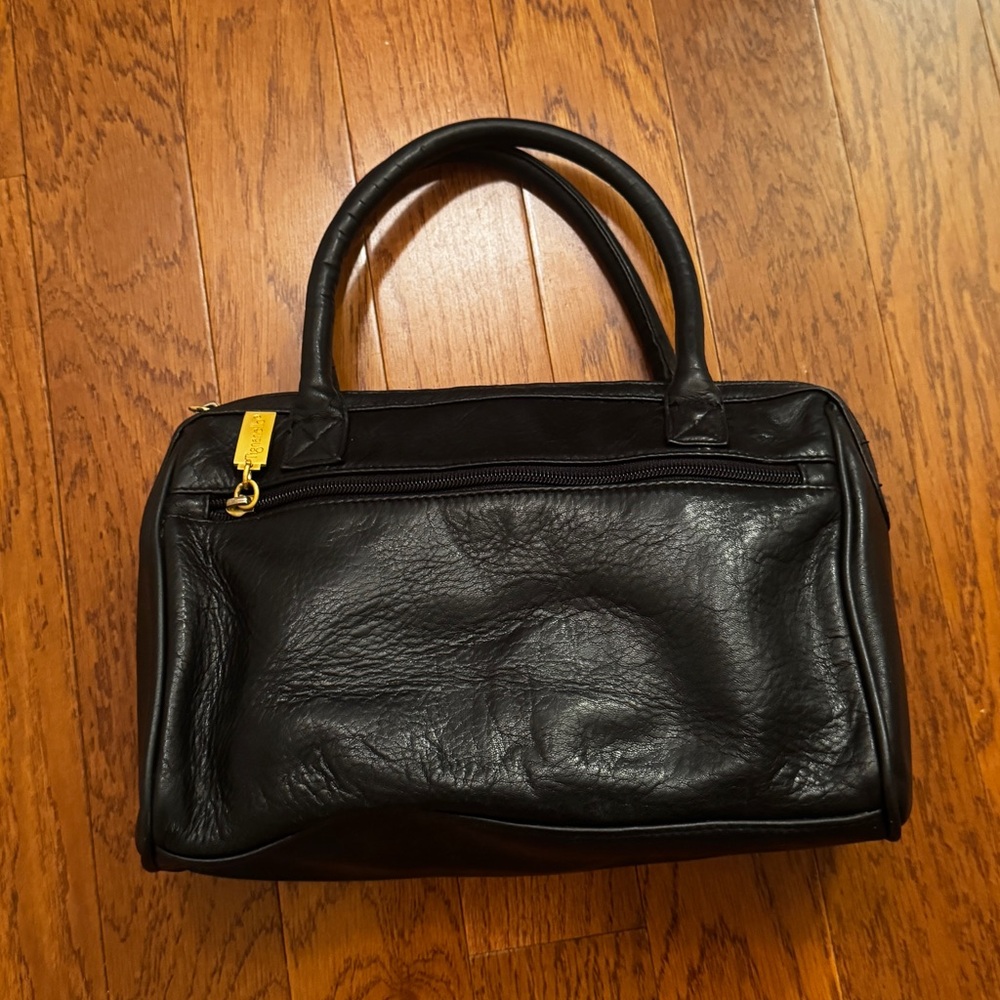 Tignanello | Vintage 90s Black Leather Satchel Bag - Picture 3 of 9